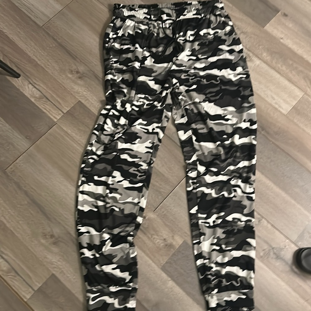 Camo joggers - Picture 6 of 6